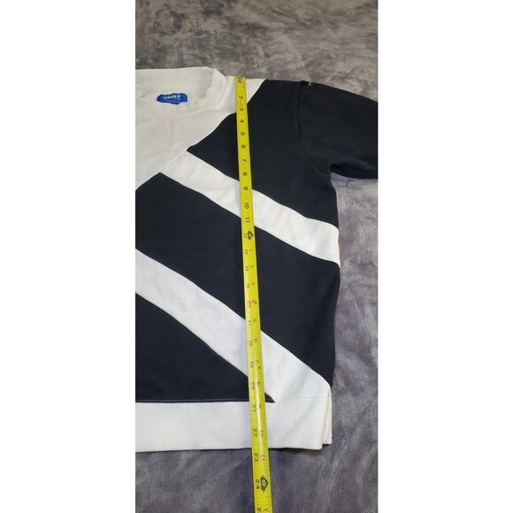 Adidas Sz S Equipment Womens Black White Boxy Short Sleeve Sweatshirt C28-29 - Picture 2 of 8